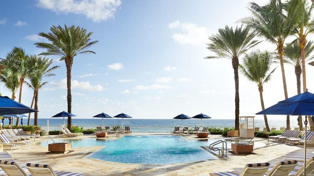 Eau Palm Beach Pool